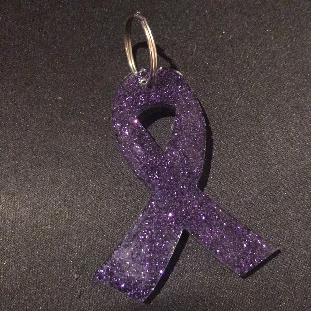 Handmade awareness ribbon key ring/ornament - Picture 3 of 3
